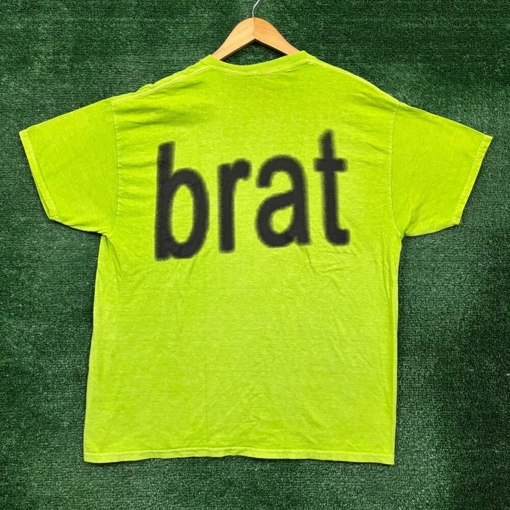 Charli XCX Brat Hyperpop Album T-Shirt Size Large